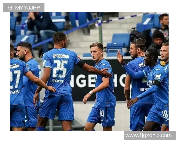 沙尔克04遭遇惨败，0-4惨败于霍芬海姆，球队陷入困境